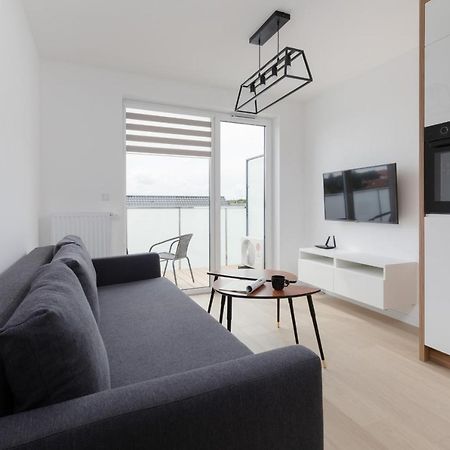 Posesja Kapitanska Przy Plazy Apartments Grzybowo By Noclegi Renters Bagian luar foto