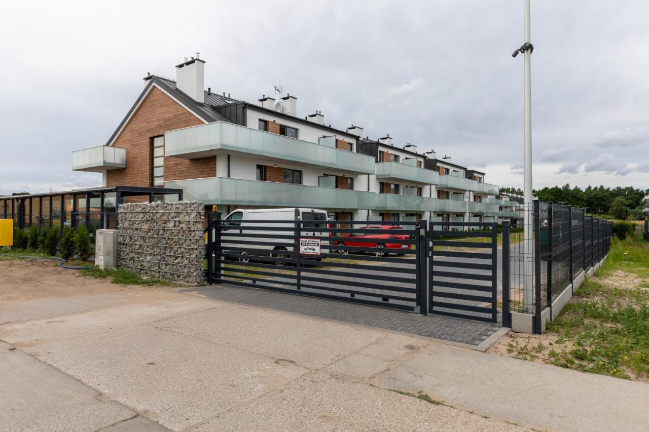 Posesja Kapitanska Przy Plazy Apartments Grzybowo By Noclegi Renters Bagian luar foto